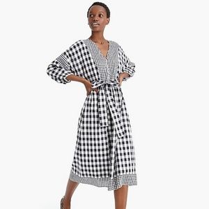 NWT Tie-waist button-front gingham dress XL